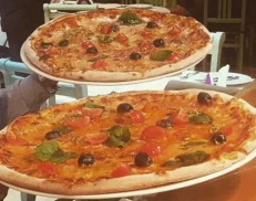 Pizza Caprese