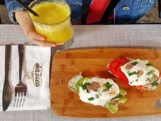 Tost Avokado