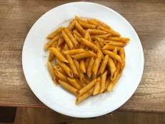 Makarona Me Salcë