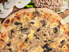 Pizza Ton & Kerpudhe