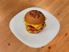 Burger Milanez  