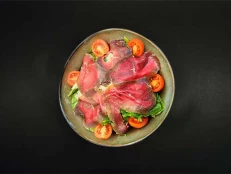 Sallatë Me Rucola,  Carpaccio