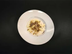 Rissoto me Kofshe Pule Parmigiano dhe Tartuf