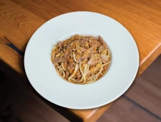Linguine me ton