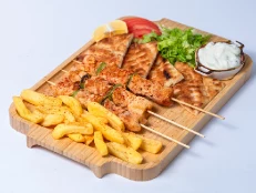 Chicken Skewers Plato