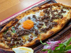 Pide Kavurma