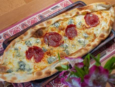 Pide 4 Djathrat & Sallam Pikant