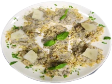 Ravioli me pulë, arra & tartuf