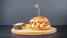 Hot dog + coca cola