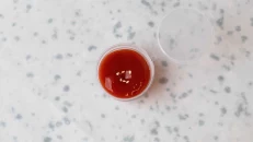 K4. Thai Sriracha to-go