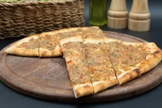 AL - Minced Beef Pide