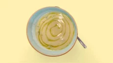 Peshku me Krem Rrenje Selinoje & Avocado