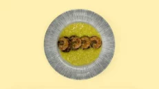 Risotto Milanese me Kunguj te Skuqur & Karkaleca