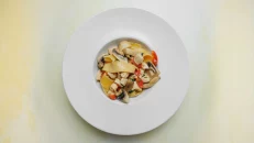 Pappardelle Me Pulë Dhe Kërpudha Porcini