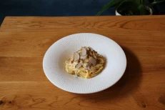 Carbonara me Tartuf të Fresket