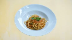 Spaghetti me Pomodorini
