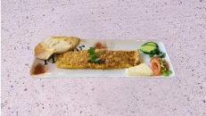 Omelete me ton dhe qepe