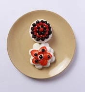Mini Pavlova me Krem PAsticerie dhe Fruta Pylli/ Luleshtrydhe