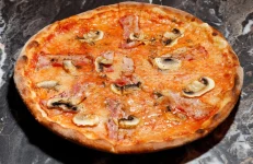  PIZZAIOLA