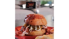 House Big Special Burger Vici
