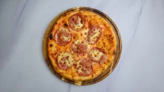    Pizza Bacon Pikante