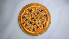 Pizza Ton & Kërpudhë