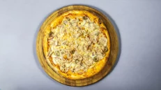    Pizza Ton & Qepë