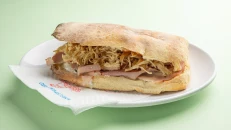 Sandwich Pulë & Bacon