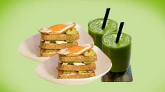 2x Avo Toast + 2x Green Smoothie