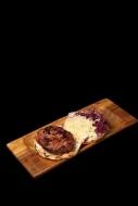 Hamburger me Pleskavicë