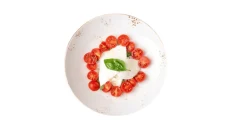 Sallatë Caprese