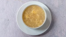 B4- Chicken and Sweet Corn Soup