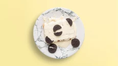 Waffle me Çokollatë të Bardhë & Oreo