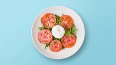 Sallatë Capreze me Burrata