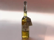 Raki Rrushi E Vjetëruar Në Lis