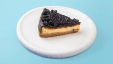 Cheesecake me Boronicë