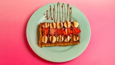 Waffle Nutella, Banane & Luleshtrydhe