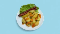 Salçiçe & Patate Furre