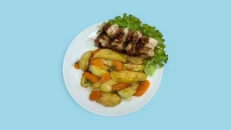 Shishqebap & Patate Furre
