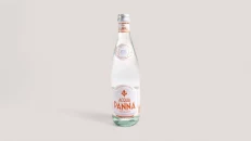 Ujë Natyral Aqua Panna Shishe Qelqi