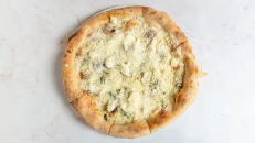 Pizza 4 Formaggi