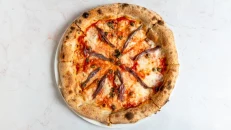 Pizza Acciughe e Capperi