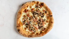 Pizza Funghi Freschi & Guanciale