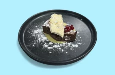 Brownie me Akullore