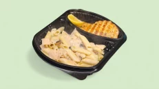 Penne, Proshutë, Kërpudhë & Fileto Pule Zgare