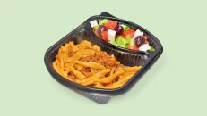 Kazareçe me Ragu & Sallatë Greke