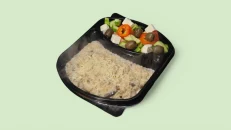 Risotto Panna Kërpudhë + Sallatë Greke