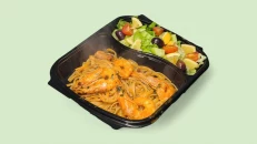 Linguini me Karkalec + Sallatë Jeshile