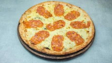 Pizza 4 Djathërat Sallam Pikant