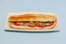 Sanduiç me Ton